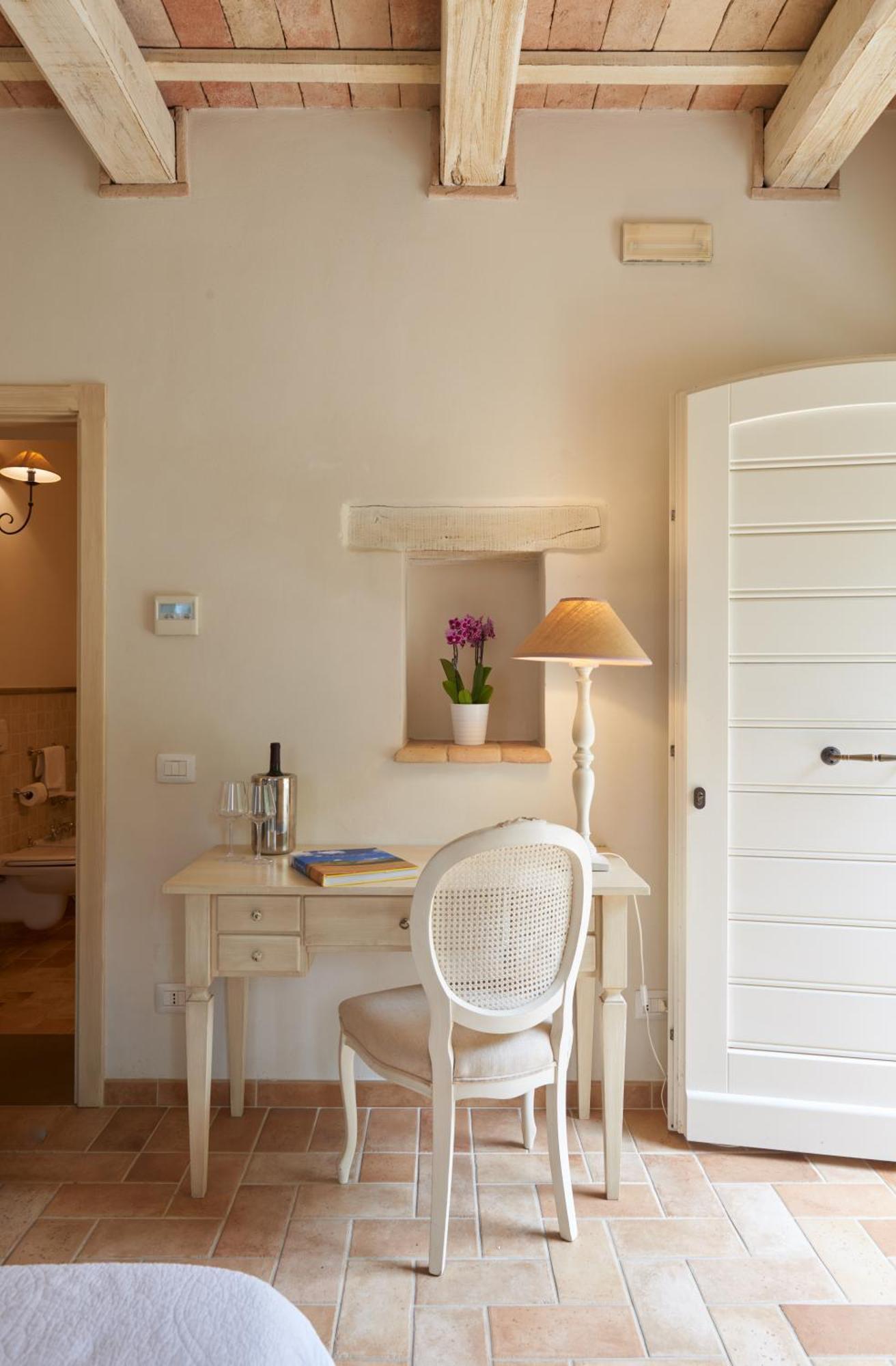 Landhuis Pamperduto Country Porto Potenza Picena