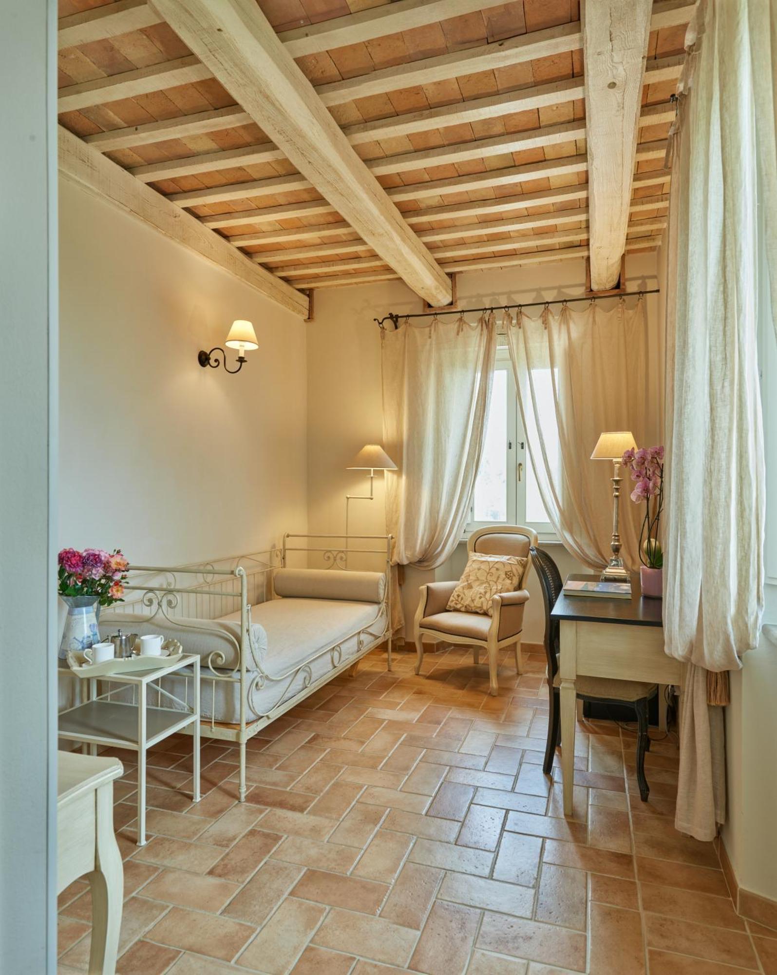 Pamperduto Country * Porto Potenza Picena