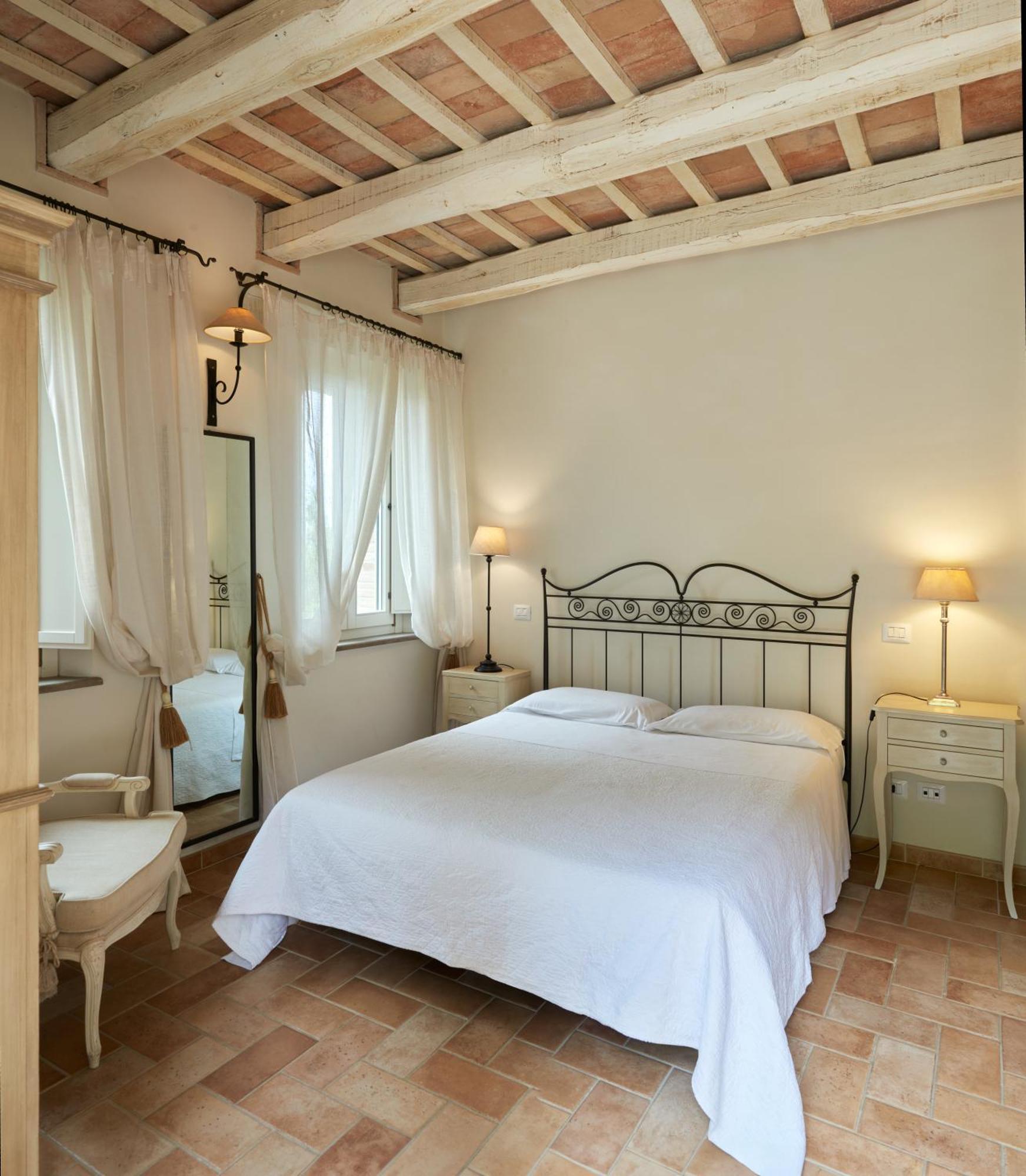 Pamperduto Country * Porto Potenza Picena