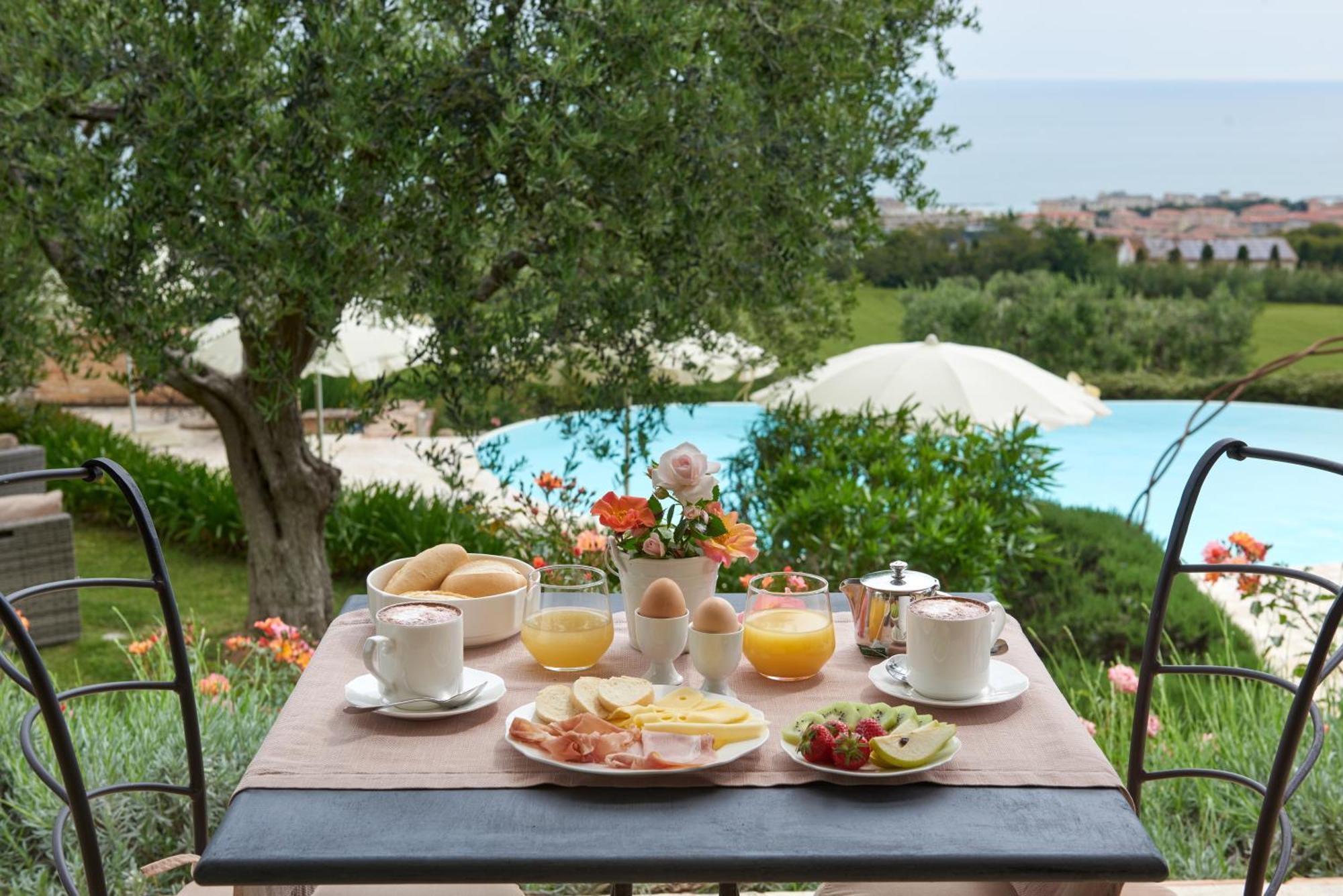 Pamperduto Country Country house Porto Potenza Picena